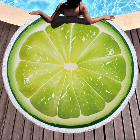 Other - Round Lime microfiber towel 💚💦